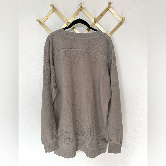 LULULEMON Perfectly Oversized Crew Thread Dye Rover Black Beige Taupe Size 12 - Picture 8 of 10